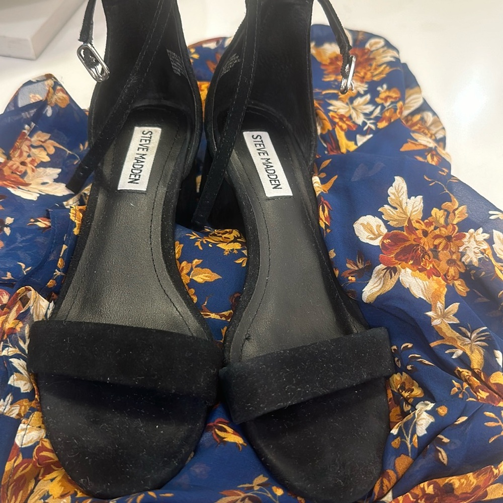 Steve Madden sandals